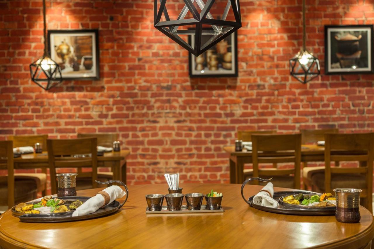 Lemon Tree Premier, Patna Hotel Patna  Eksteriør billede